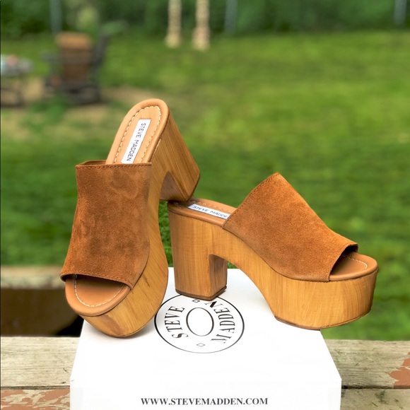 Steve Madden Shoes - Just In NWT Steve Madden Playdate Platform Mule